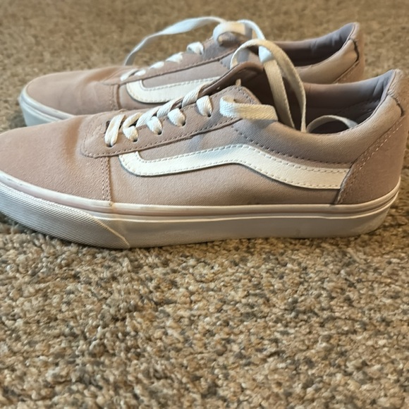 Van’s pink sneakers, size 8 - Picture 5 of 5